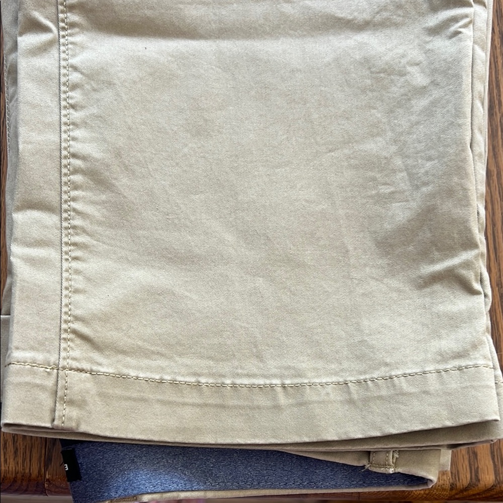 Express Men’s Khaki Pants 31/32 - Picture 4 of 4